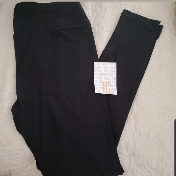 🖤NIP TC TALL AND CURVY BLACK LULAROE LEGGINGS🖤 - Picture 2 of 4